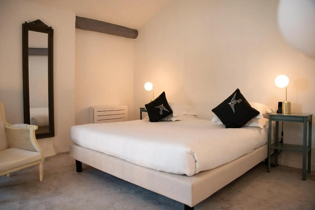Manoir Le Roure Hotel Chateauneuf-du-Rhone 4*,  France